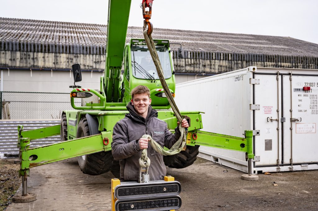 Kom werken bij het team van MACO Bedrijfshal Renovatie